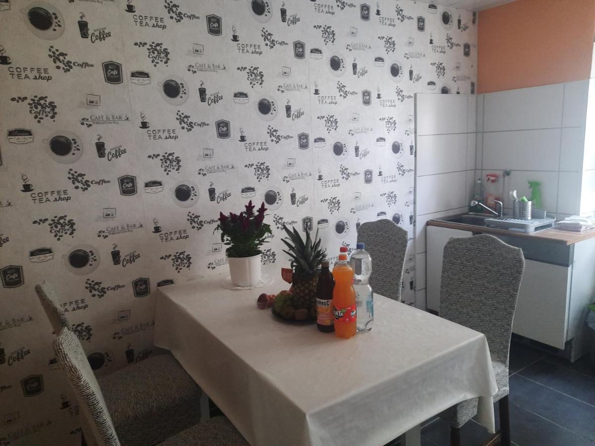 Joys Ferienwohnung Oberhausen  Esterno foto