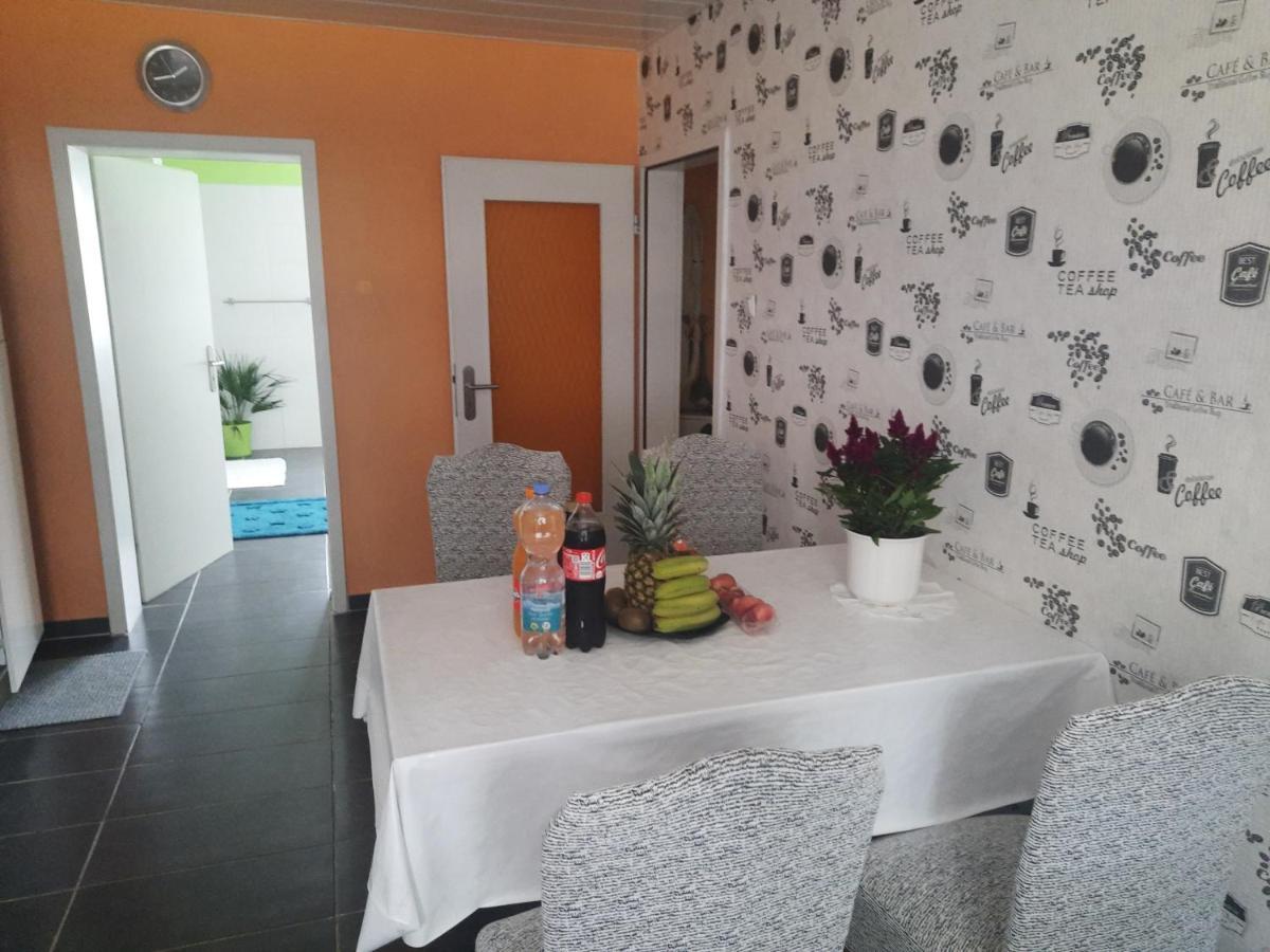 Joys Ferienwohnung Oberhausen  Esterno foto